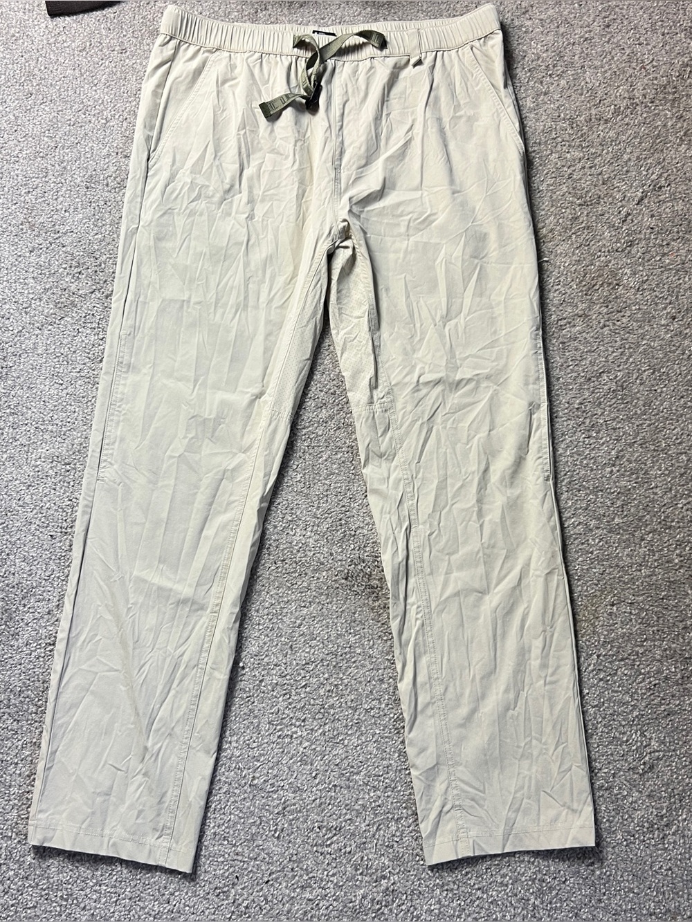 Huk Creekbed Pants Mens XL Beige Nylon Stretch Fishing Hiking Outdoor Pull On